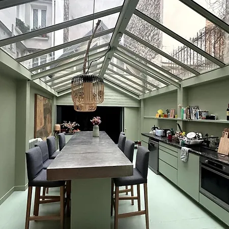 Apartment Large Architect-designed House With Rooftop Paris